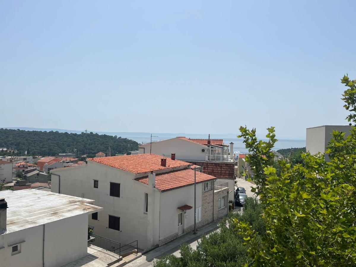 Apartment Lucija - Cozy Flat In The City Center With A Sea View & Parking Makarska Eksteriør bilde