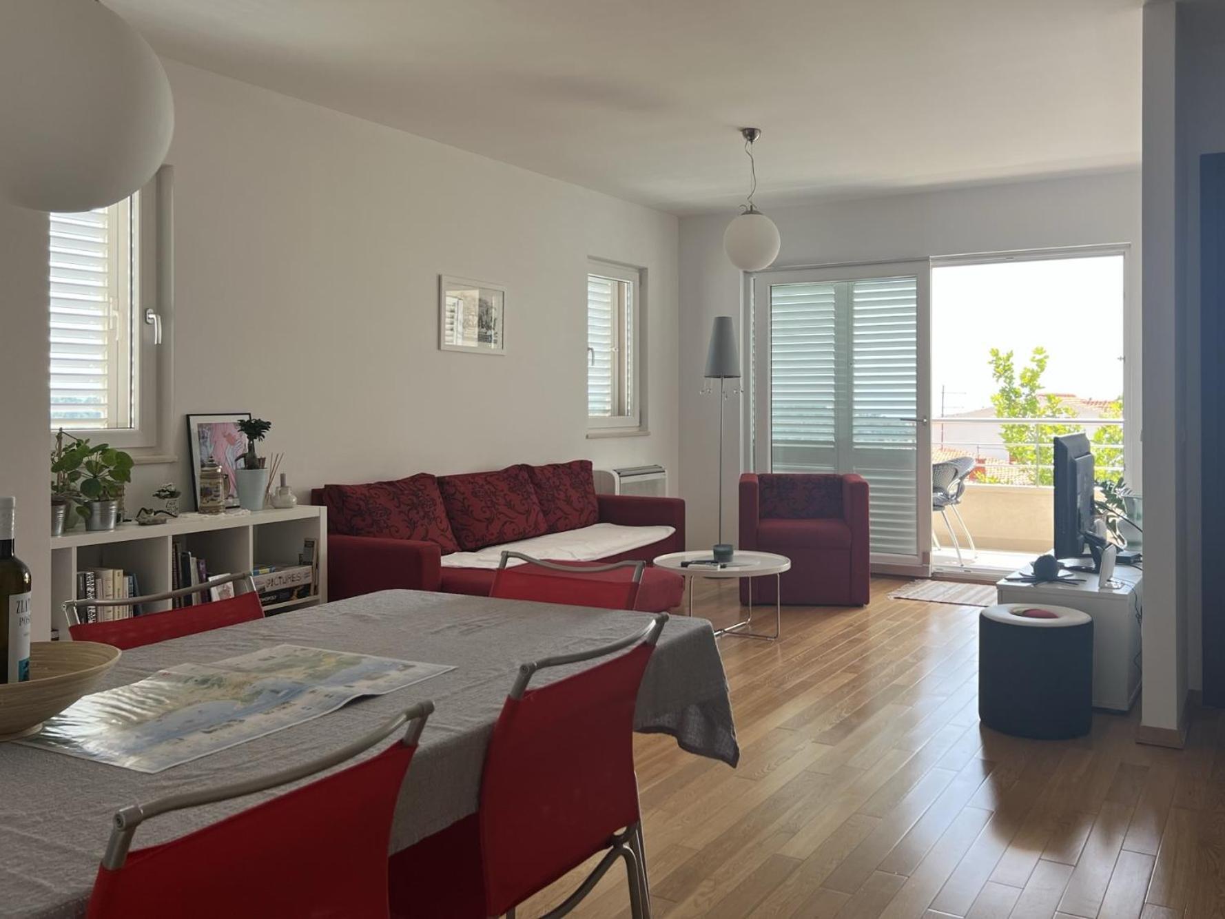 Apartment Lucija - Cozy Flat In The City Center With A Sea View & Parking Makarska Eksteriør bilde